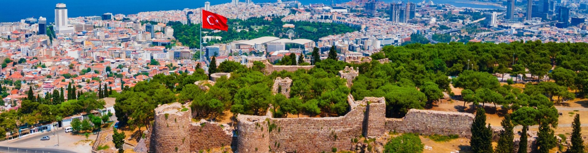 Izmir, TR